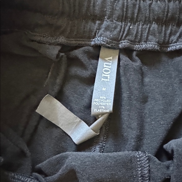 Vuori Men's Black Joggers with Drawstring - Picture 4 of 5